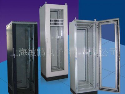 恒温机柜（可侧装或顶装工业空调）