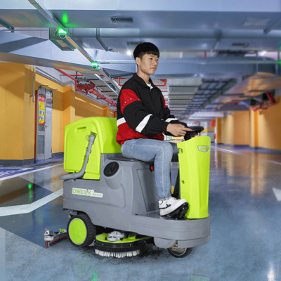 DW700BS驾驶式洗地机商用工厂车间小区洗地车工业驾驶式洗地车图3