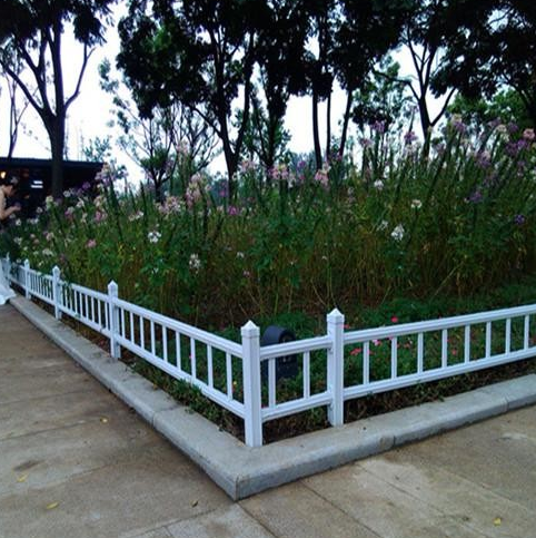 贵阳花坛草坪护栏厂家是建设我们绿色城市环境的环保材料图3