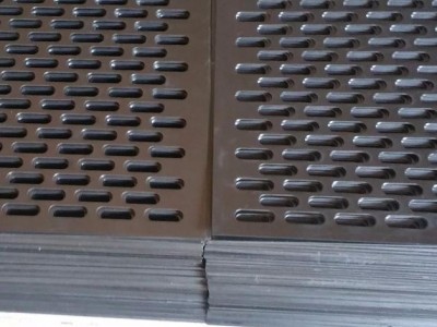 不锈钢冲孔网板镀锌冲孔板冷轧板热板冲孔网圆孔网筛板穿孔板打孔板带孔板吸音板消音板