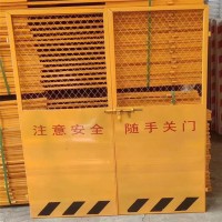 青岛现货供应电梯门建筑楼层防护电梯门货梯双开门电梯井大板货梯防护门