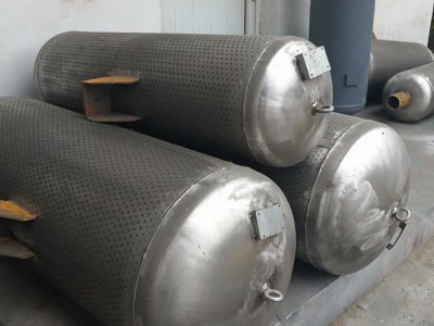 专业生产汽包消声器 蒸汽排气消声器 放散消音器图1