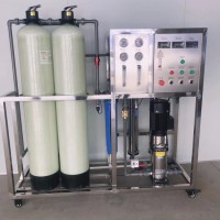 远杨机械反渗透水处理设备，酒店用水处理器