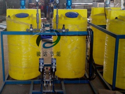 全自动水处理成套加药装置_北京成套加药设备_成套加药装置价格