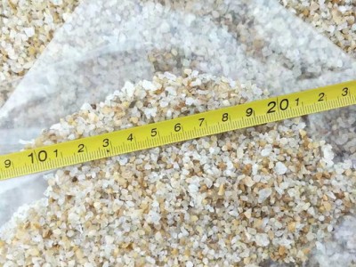 水处理用石英砂  喷砂除锈石英砂 石家庄石英砂批发图1