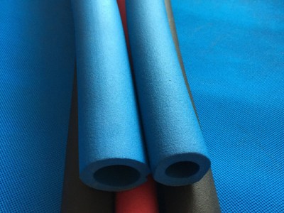 茂联橡塑板管 2.5公分 彩色橡塑保温管 管道保温隔热橡塑管