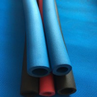 茂联橡塑板管 2.5公分 彩色橡塑保温管 管道保温隔热橡塑管