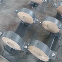 康越兴管道 加工定制单管夹保温管托 蒸汽管道导向绝热支座 长输低能耗蛭石隔热滑动管托