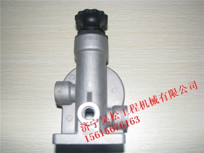 供应PC200-8手油泵