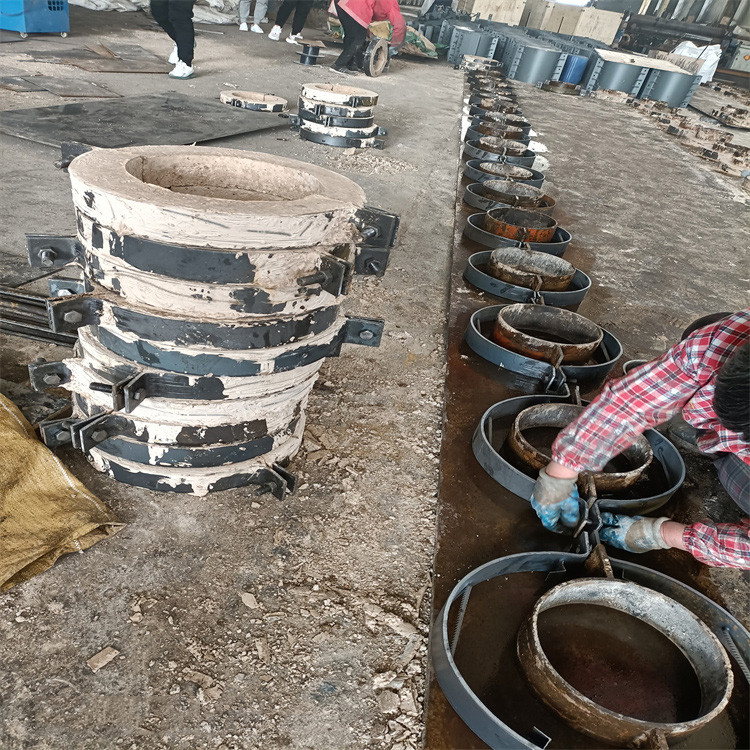 广拓管道 蛭石隔热管托 保温管托厂家定制