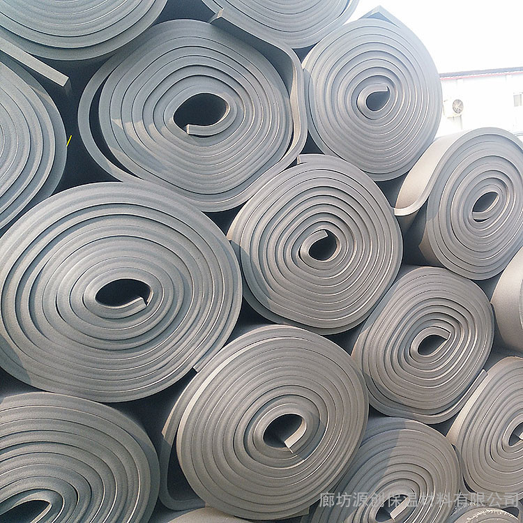 上海宝山B1级橡塑海绵管 橡塑保温管材料 空调保温橡塑管 复合铝箔橡塑管