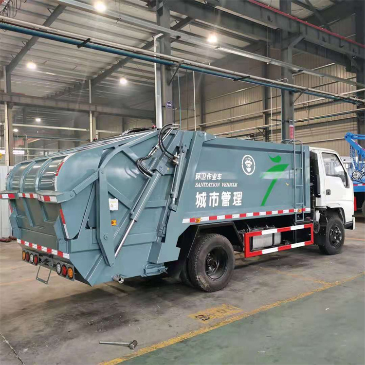 德庆吸污车真空泵工作原理吸粪车10方