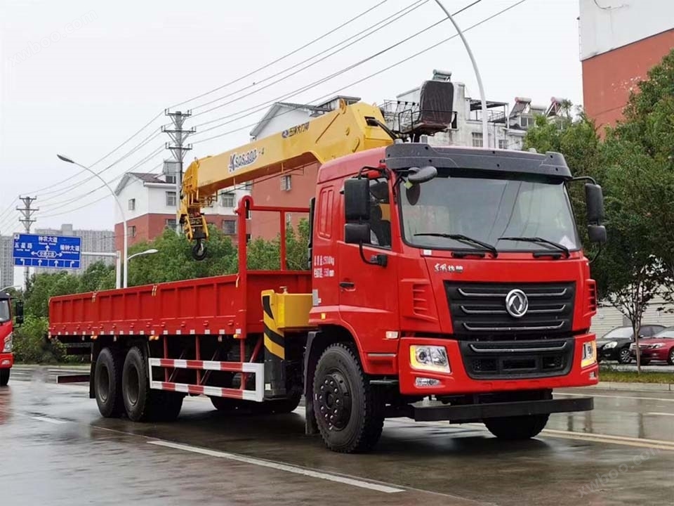 东风华神F5后双桥12吨随车吊